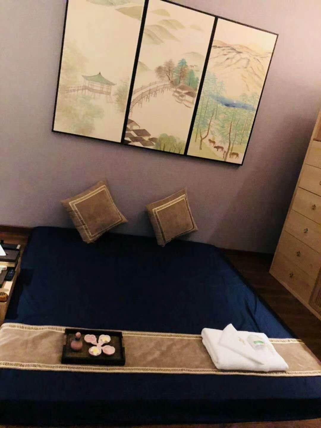 兄弟带我去体验了贵阳洗浴养生会所,按摩减压服务太好玩了