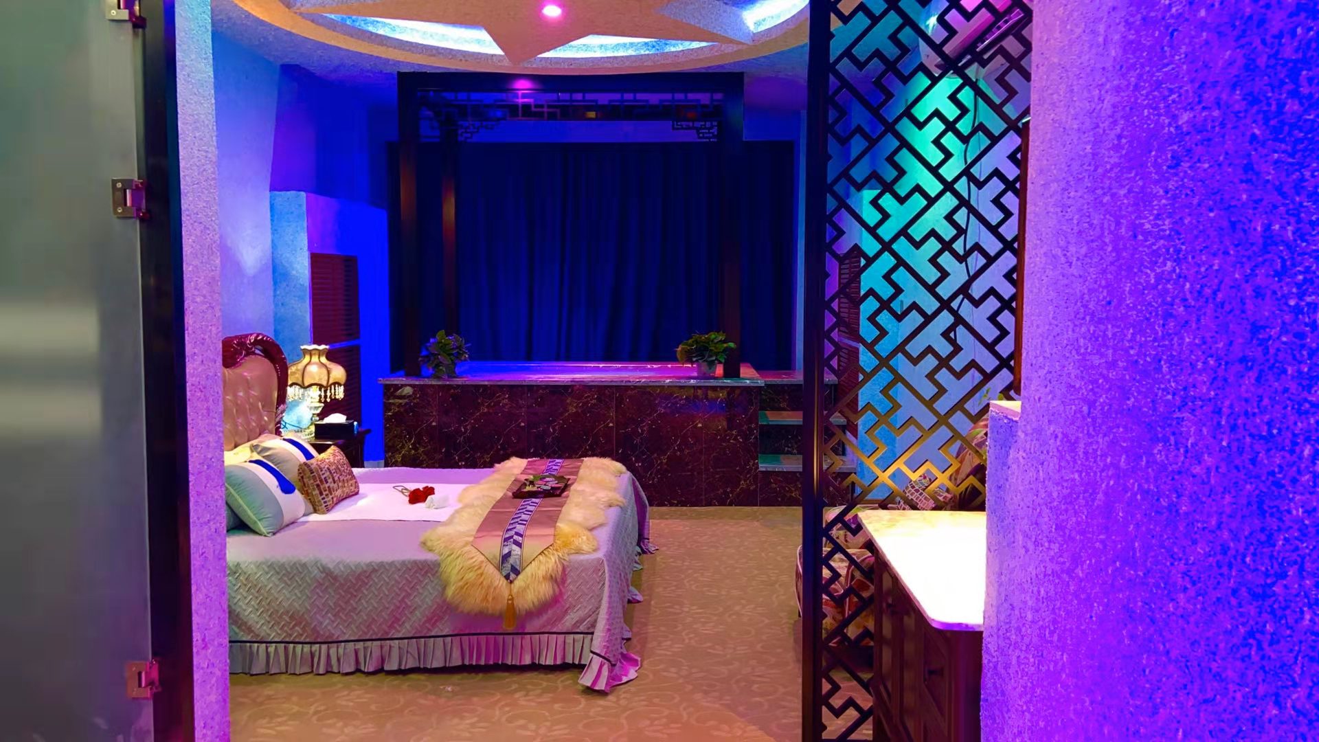 一定要去的郑州附近高端洗浴洗浴中心,陪你度过闲暇时光